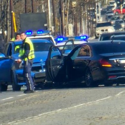 Челна катастрофа е станала този следобед в столицата алармират граждани