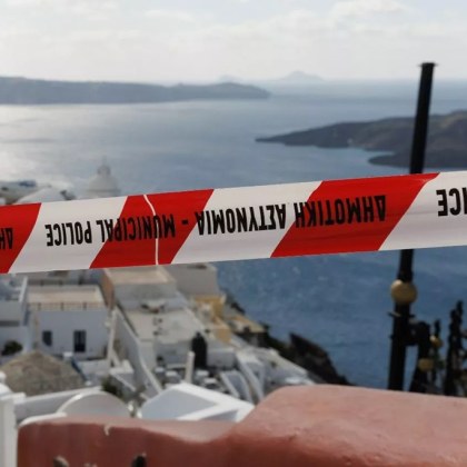 Санторини продължава да се люлее Земетресенията на острова станаха над