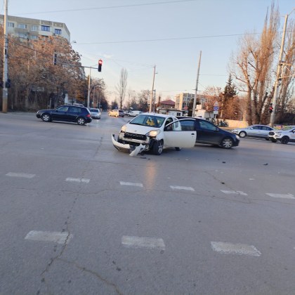 Катастрофа стана по рано днес в София Инцидентът е между две