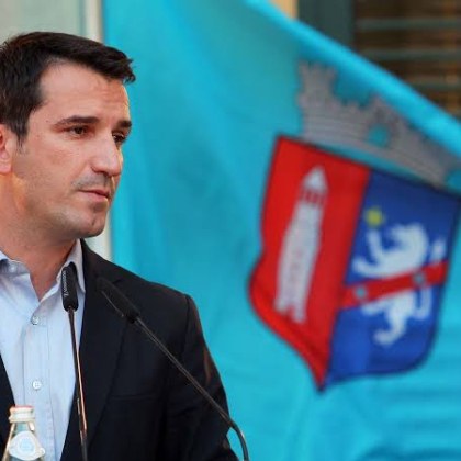 Кметът на албанската столица Тирана е арестуван по подозрение в