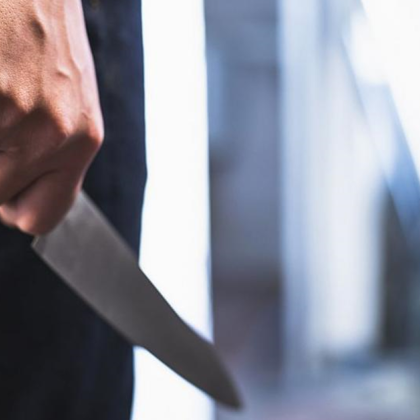 Мъж намушка с нож шофьор след катастрофа в София Сигнал за случая