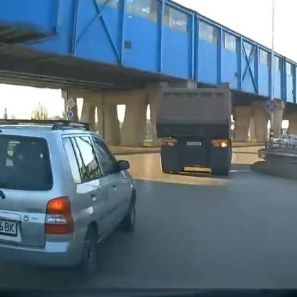 Поредна рискова ситуация по софийските улици беше заснета и публикувана