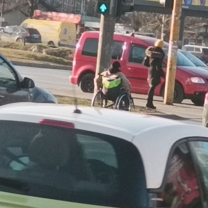 Опасна ситуация се е разиграла в София Жена е инвалидна