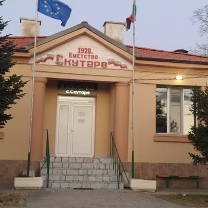 Жителите на Скутаре настояват за редовно електрозахранване и обновяване на