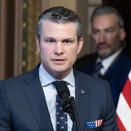Министърът на отбраната на САЩ Пийт Хегсет даде да се