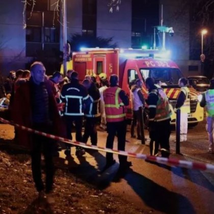 Повече от 10 души бяха ранени при взривяване на граната