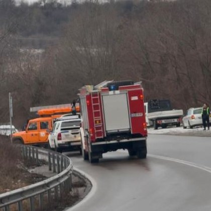 Тежък пътен инцидент е станал край столицата алармират граждани в