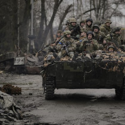 Британският вестник The Financial Times посочва в своя статия че