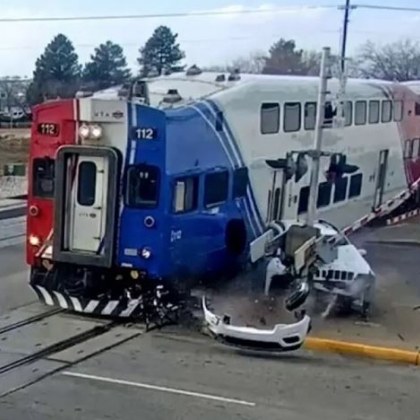 Шофьор в американския щат Юта се размина на косъм от