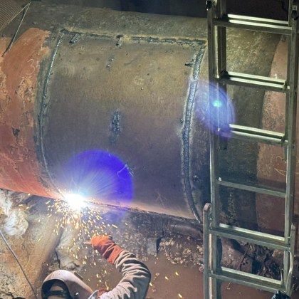 Приключиха дейностите по отстраняване на аварията на магистрален топлопровод на