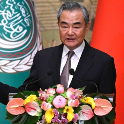 Китай смята че всички заинтересовани от конфликта Русия Украйна страни трябва