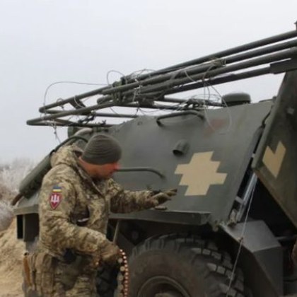 Първите български бронетранспортьори от партида от 100 единици преминали основен