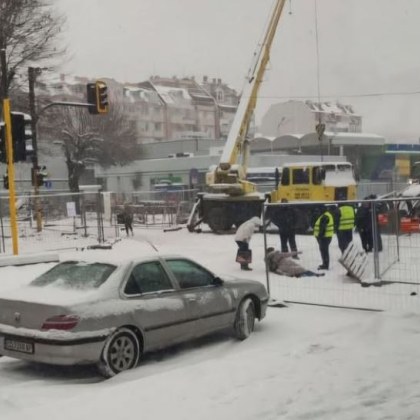 Снежното време пак се оказа изненада Така заключава публикацията си