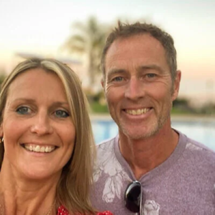 Иранските власти съобщиха във вторник че британска двойка арестувана миналия