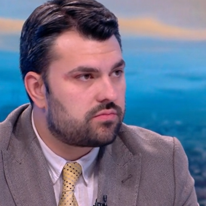 Никой никъде и по никакъв начин не е подлагал на