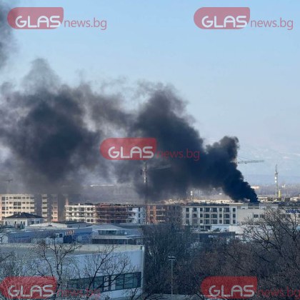 Голям пожар е избухнал преди минути в Пловдив научи GlasNews bg Инцидентът