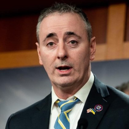 Конгресменът републиканец Брайън Фицпатрик който е бил и комисар на