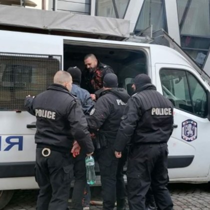 Протест пред сградата на Българската народна банка в защита на