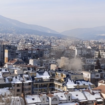 Потребители на социалната мрежа Facebook алармираха за пожар в столичния