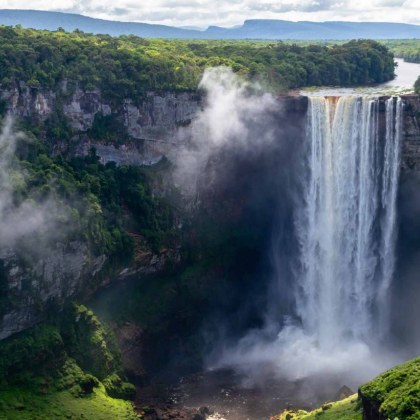 Ютубър посетил всяка държава на Земята разкрива петте си най малко