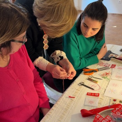 За Баба Марта в Пловдив отвори специална работилница за бродиране