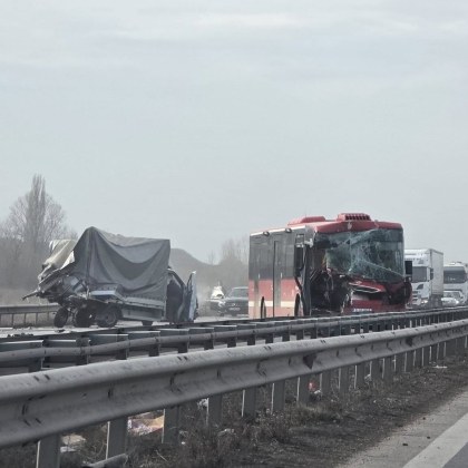 Тежка катастрофа е станала преди минути на скоростната тангента в
