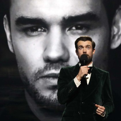 Семейството на поп звездата Лиъм Пейн разкритикува медиите че са