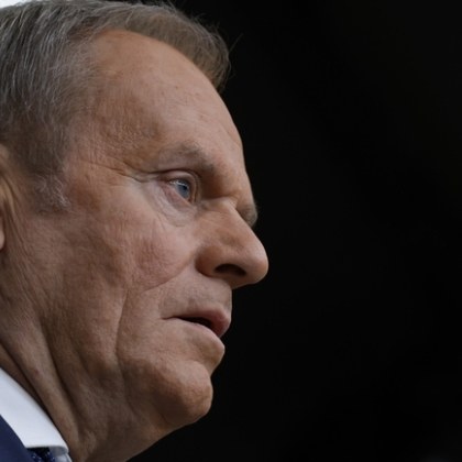 Полският премиер Доналд Туск потвърди съобщението на САЩ за спиране на