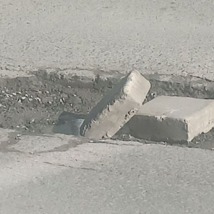 Пътните дупки са един от най сериозните и постоянни проблеми по