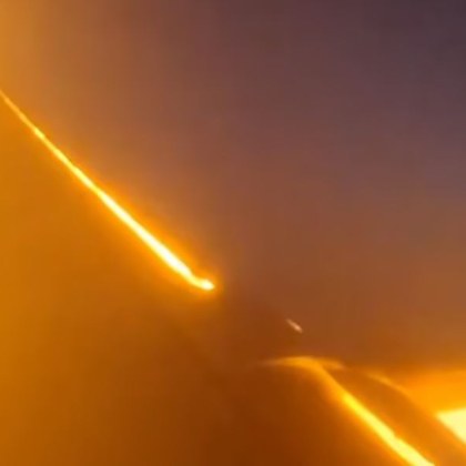 Двигател на пътнически самолет избухна малко след излитане Полет H4762 на