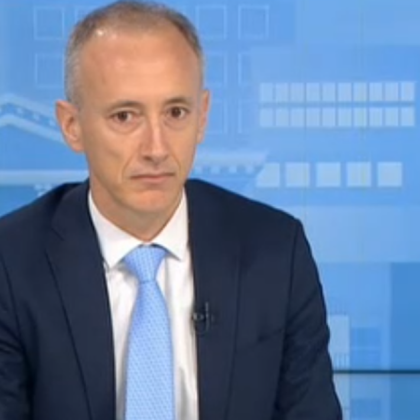 Матура по математика ако има няма да е скоро Разговорът