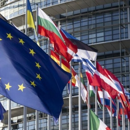 Лидерите на 27 те страни от ЕС които се събраха на