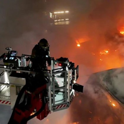 Пожар е унищожил част от историческия център на Арнем източен