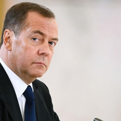 Бившият президент и настоящ заместник председателят на Съвета за сигурност на