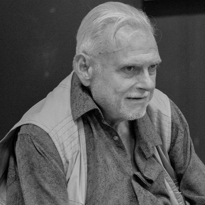 На 72 годишна възраст се спомина художникът Емил Пончев – Еди