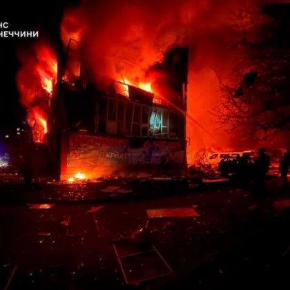 Президентът на Украйна Володимир Зеленски призова за още санкции срещу