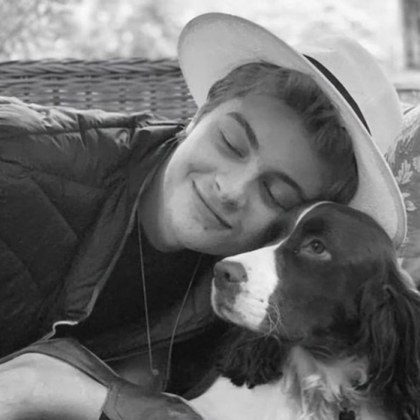 На 22 годишна възраст вследствие на тежко заболяване почина принц Фредерик