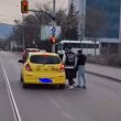 Свада в София, шофьор се озова в болница ВИДЕО