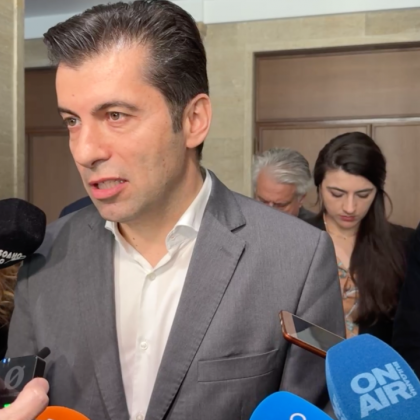 Съпредседателят на Продължаваме Промяната Кирил Петков се отказва от депутатския