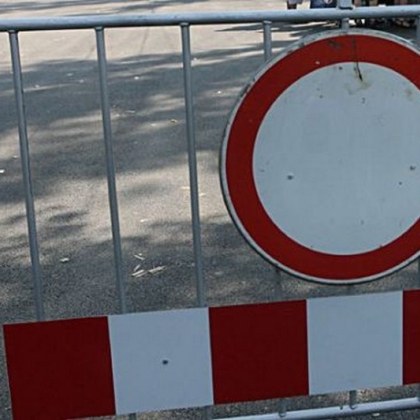 Временно ще се ограничение движението по ненатоварен път в област