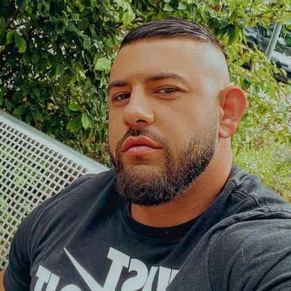 Радослав Бориславов изчезналият младеж когото близки издирваха няколко дни разпространи