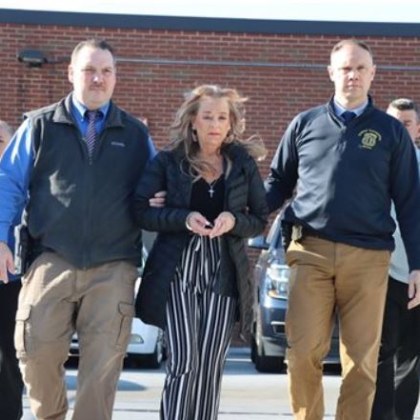 Полицията откри 32 годишен мъж в потресаващо състояние след като е