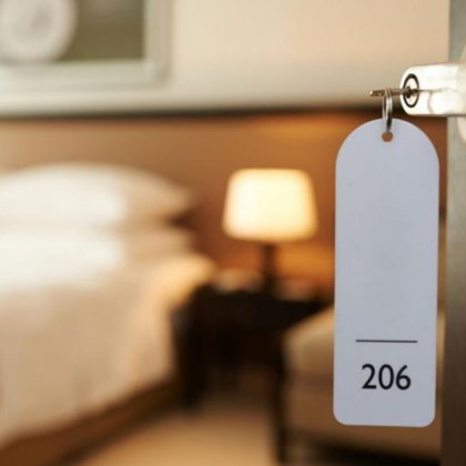 Гид изнасили китайска туристка в хотелска стая в Бали Това