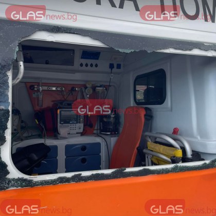 Катастрофа между кола и линейка е станала тази нощ във