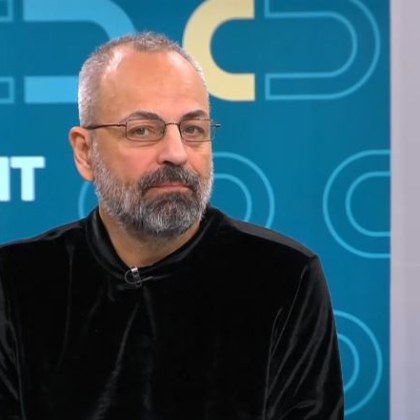 Наблюдавам че министър председателят на Северна Македония Християн Мицкоски говори в