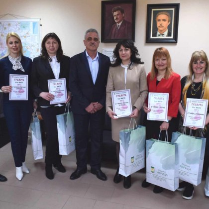 На първа пролет кметът на Община Марица Димитър Иванов награди