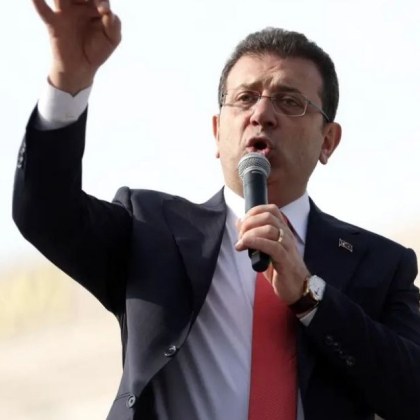 Конфискувана е строителна компания на арестувания кмет на Истанбул Екрем