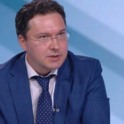 Заплатите на полицаите ще бъдат увеличени Средствата ще бъдат гласувани