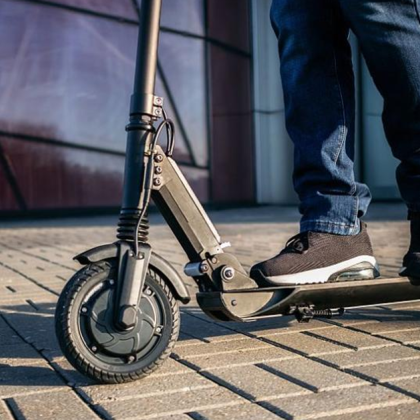 Поредно посегателство срещу тренировъчна зала във Варна Нагъл крадец скача през