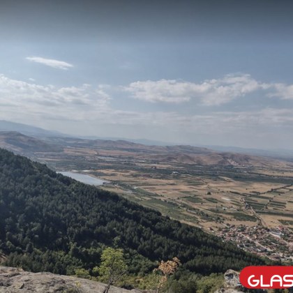 Днес облачността ще се задържи предимно значителна и на места